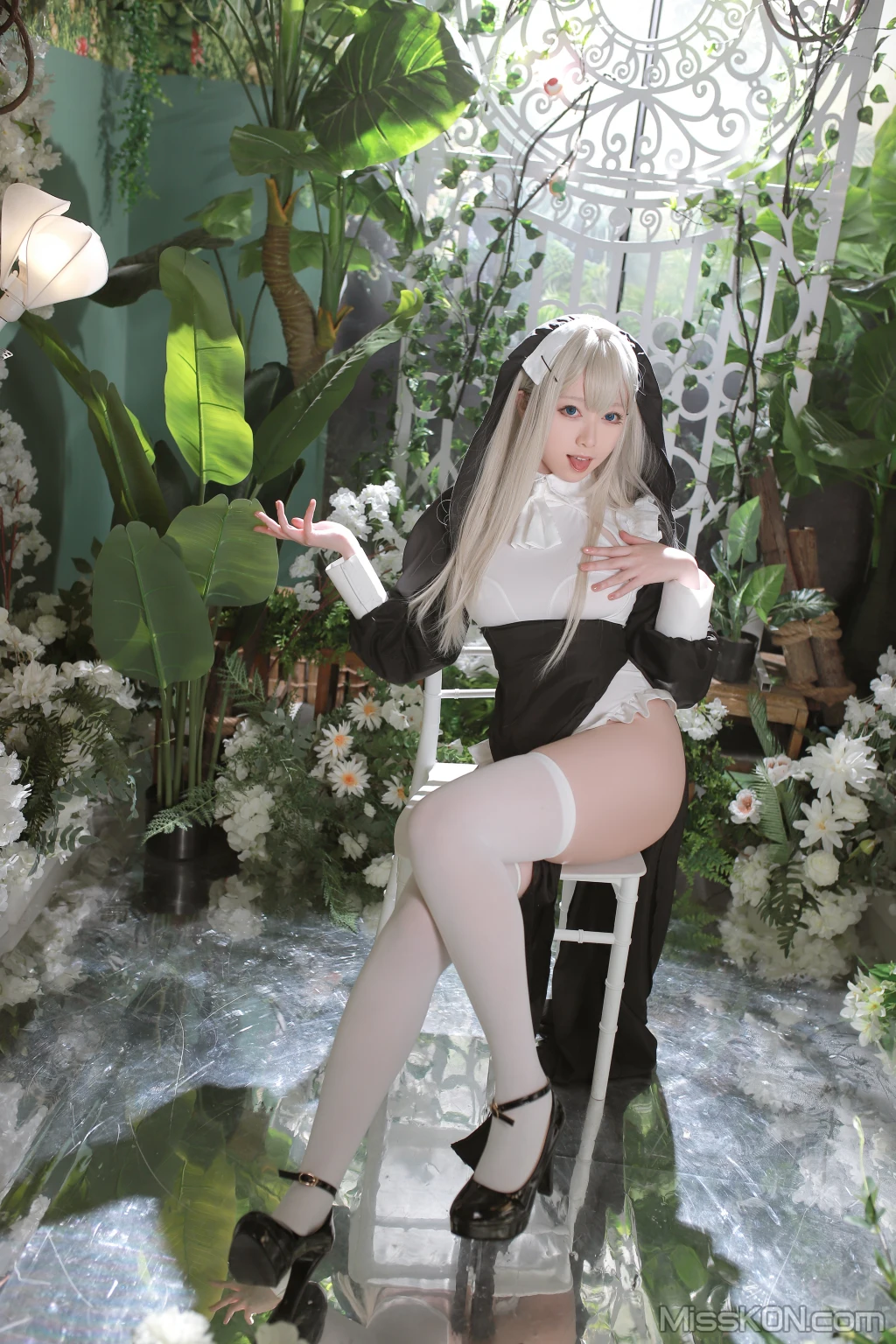 Coser@Asagiriai (愛ちゃん): 修女 (56 photos) 13 Coser@Asagiriai (愛ちゃん): 修女 (56 photos) 13