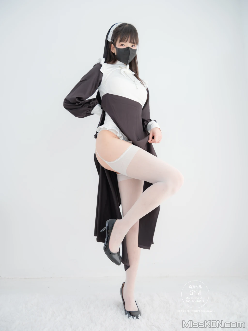 [紧急企划] EX-012: 见希w (56 photos ) 