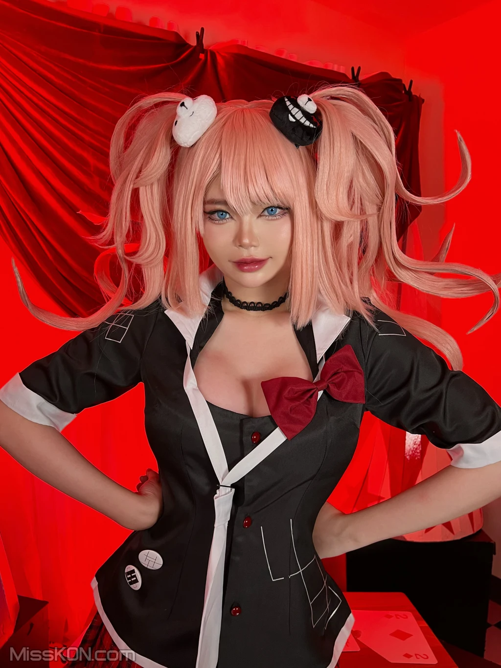 Coser@ZinieQ: Junko Danganronpa (44 photos ) 