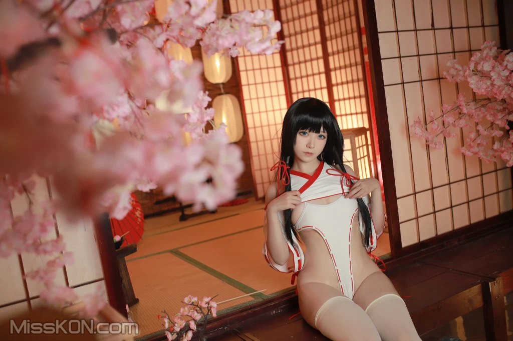 Coser@Asagiriai (愛ちゃん): 神社巫女 (31 photos) 