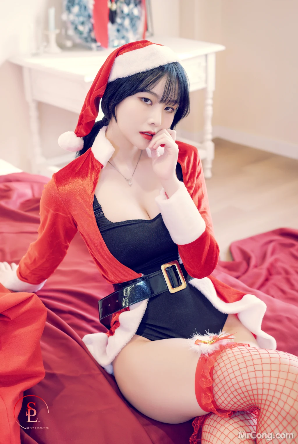 SAINT Photolife - Yuna (유나): Vol.24 Merry Yuna’s Xmas (65 photos )