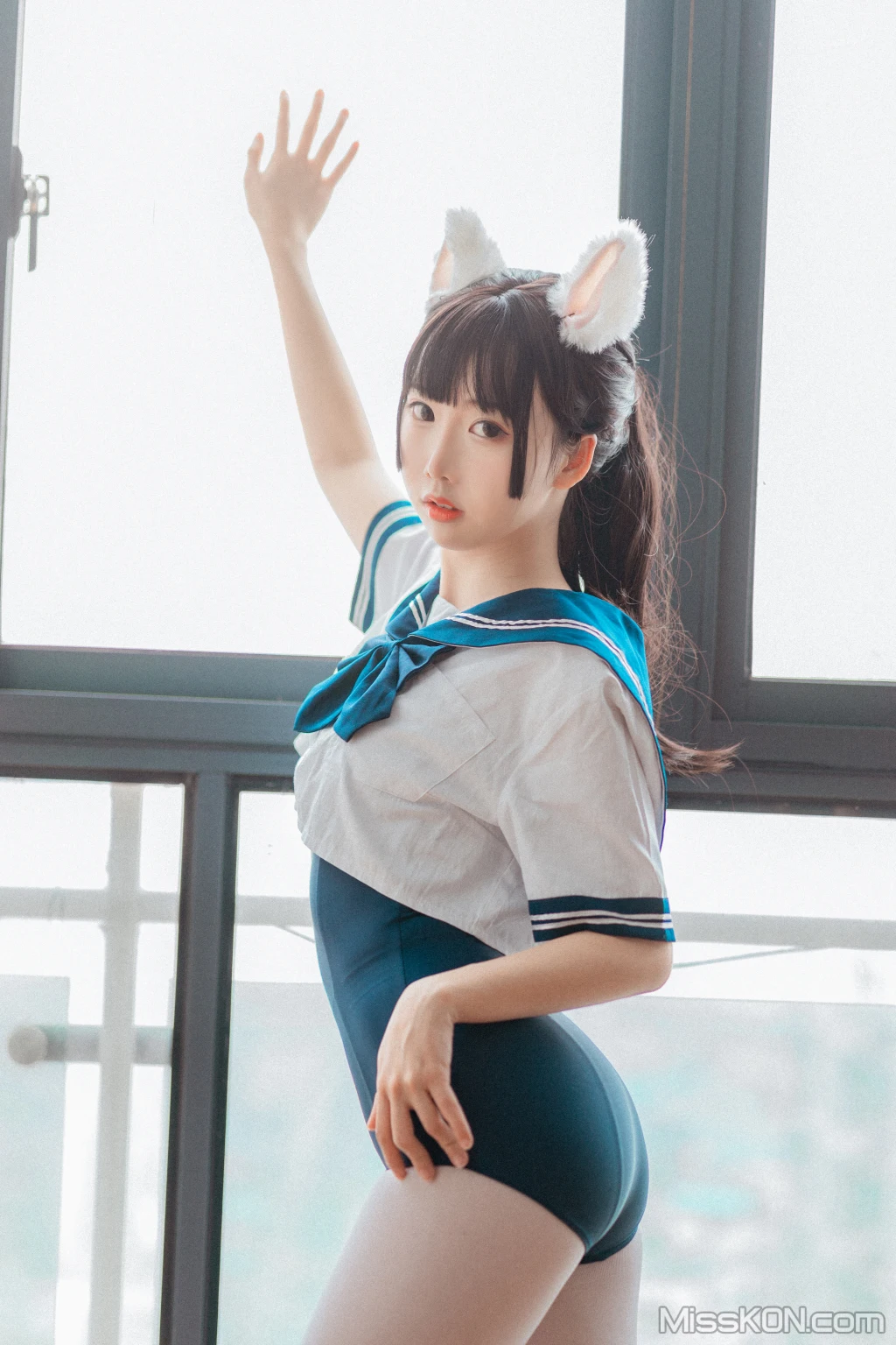 Coser@面饼仙儿 No.099: 水手服 死库水 (35 photos) 