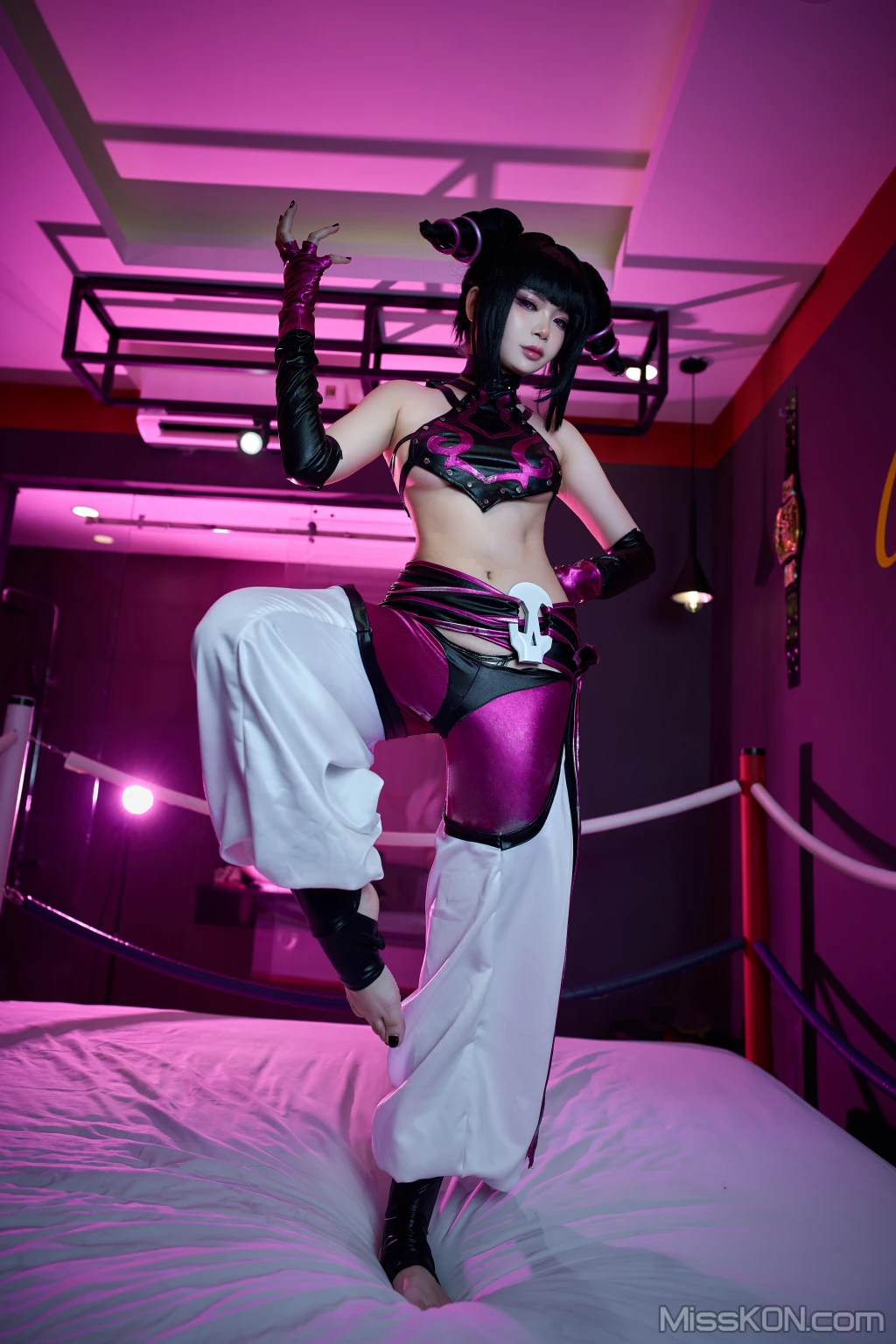 Coser@ZinieQ: Juri Han (38 photos)