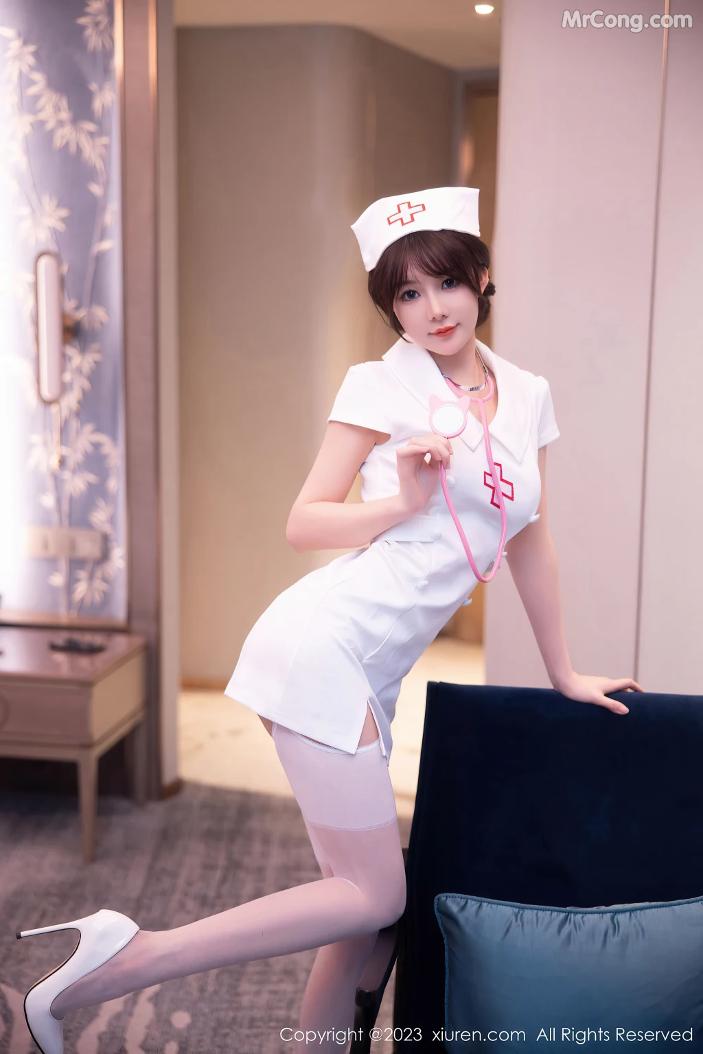 XIUREN No.6221: 婠婠么 (82 photos)