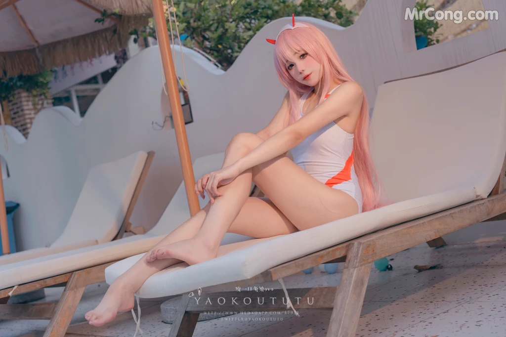 Coser@黏黏团子兔: 国家队02泳装Pretty (58 photos )
