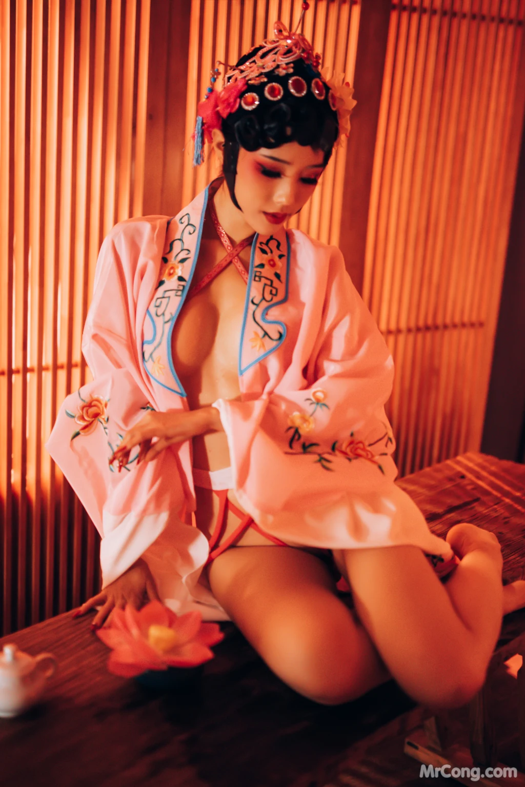 Coser@钛合金TiTi: 潘金莲 (83 photos) 19 Coser@钛合金TiTi: 潘金莲 (83 photos) 19