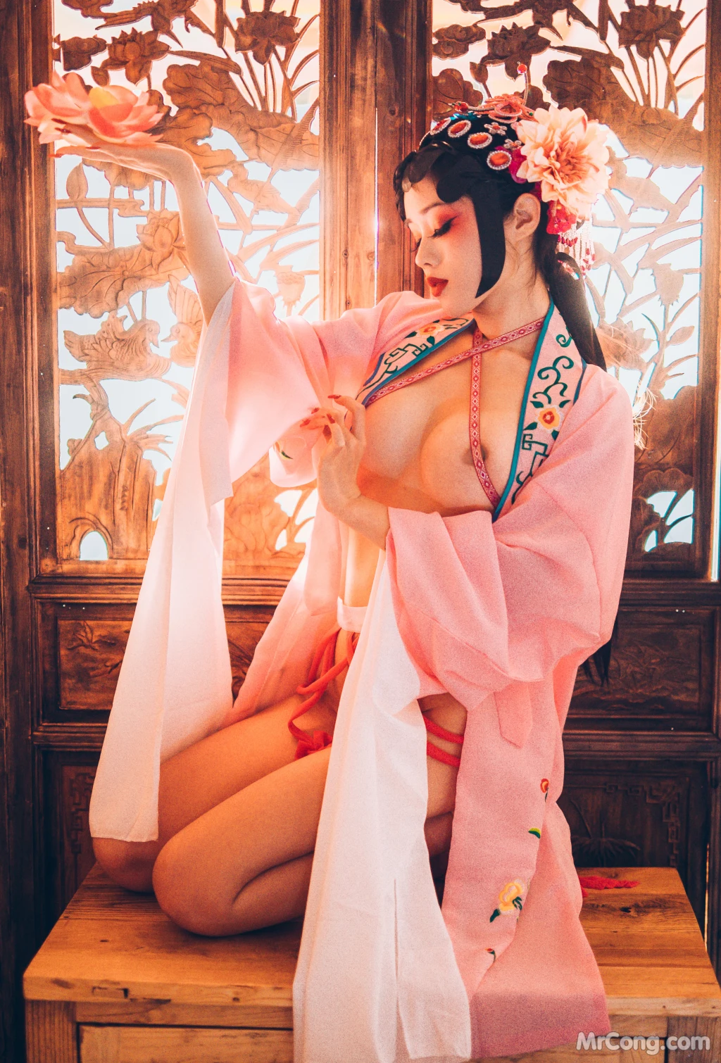 Coser@钛合金TiTi: 潘金莲 (83 photos) 13 Coser@钛合金TiTi: 潘金莲 (83 photos) 13