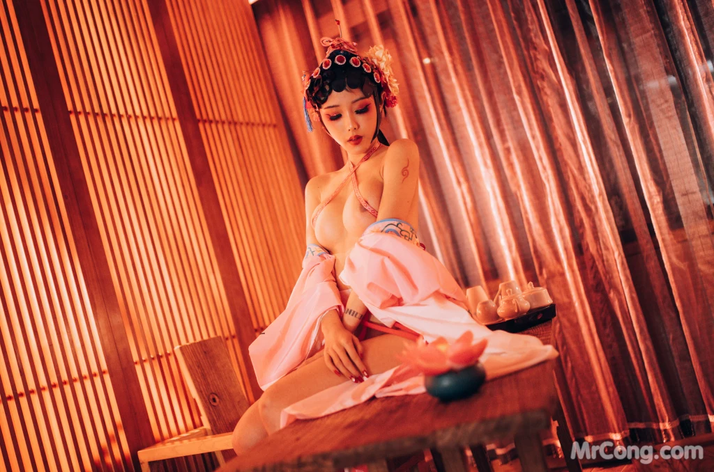 Coser@钛合金TiTi: 潘金莲 (83 photos) 2 Coser@钛合金TiTi: 潘金莲 (83 photos) 2