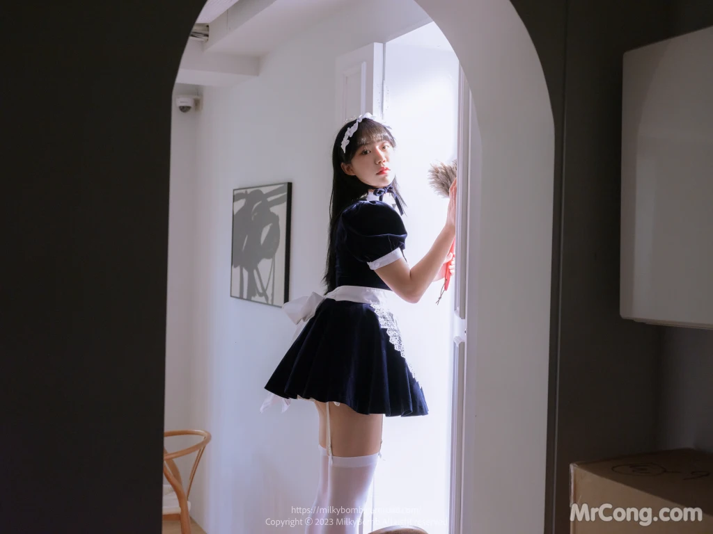 [MilkyBomb] Yui: Vol.3 Maid (291 photos )