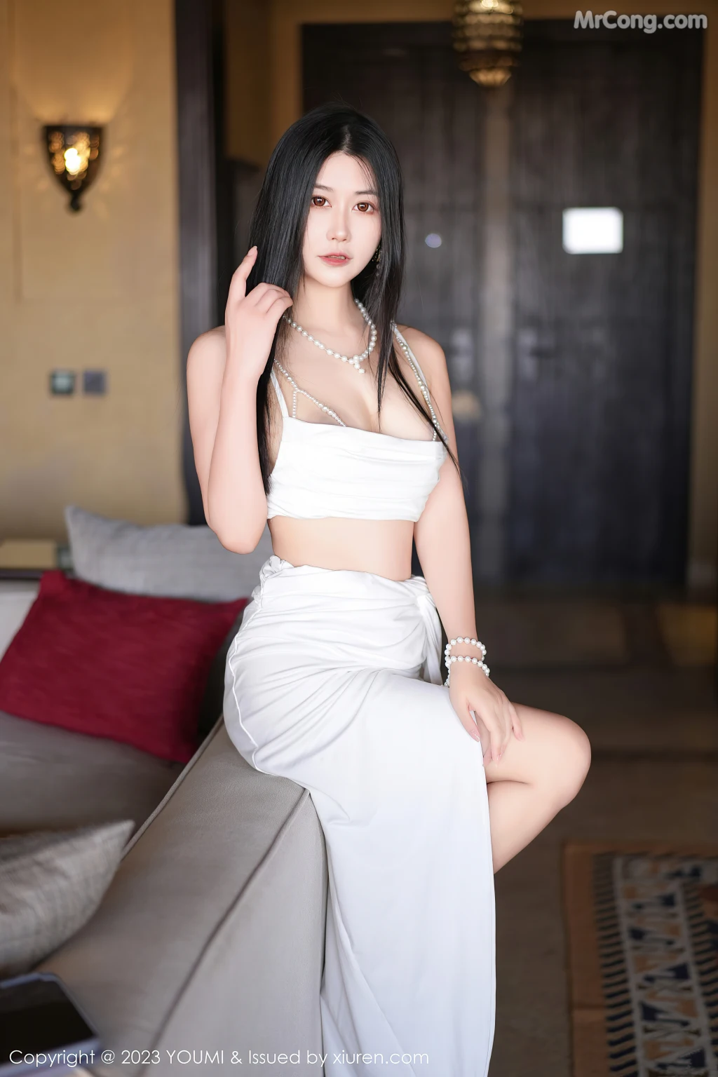 YouMi Vol.971: laura阿姣 (80 photos)