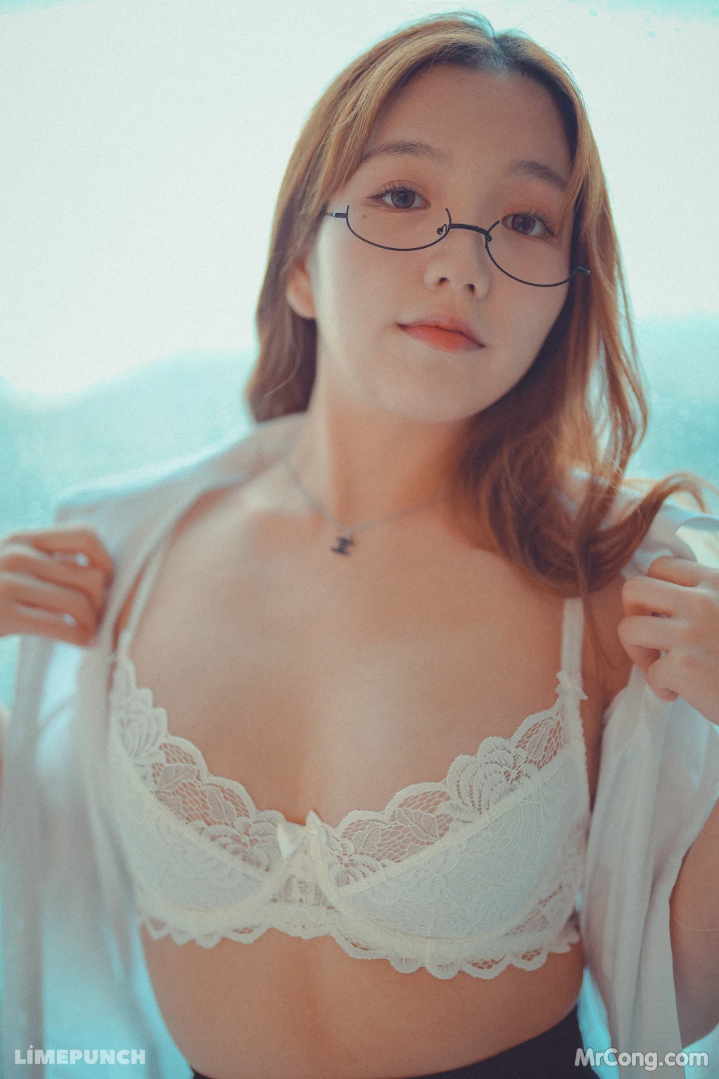 [LimePunch] YOONVELY: LPXB-006 (107 photos )