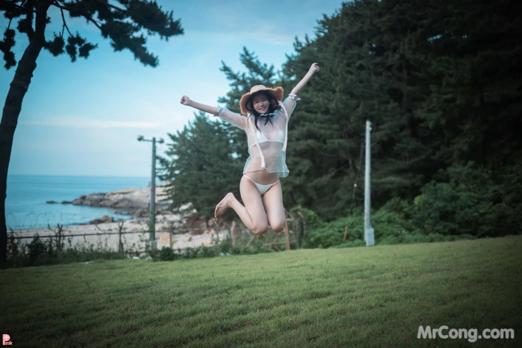 [PINK] Lee Ahrin: Bikini Day (144 photos )