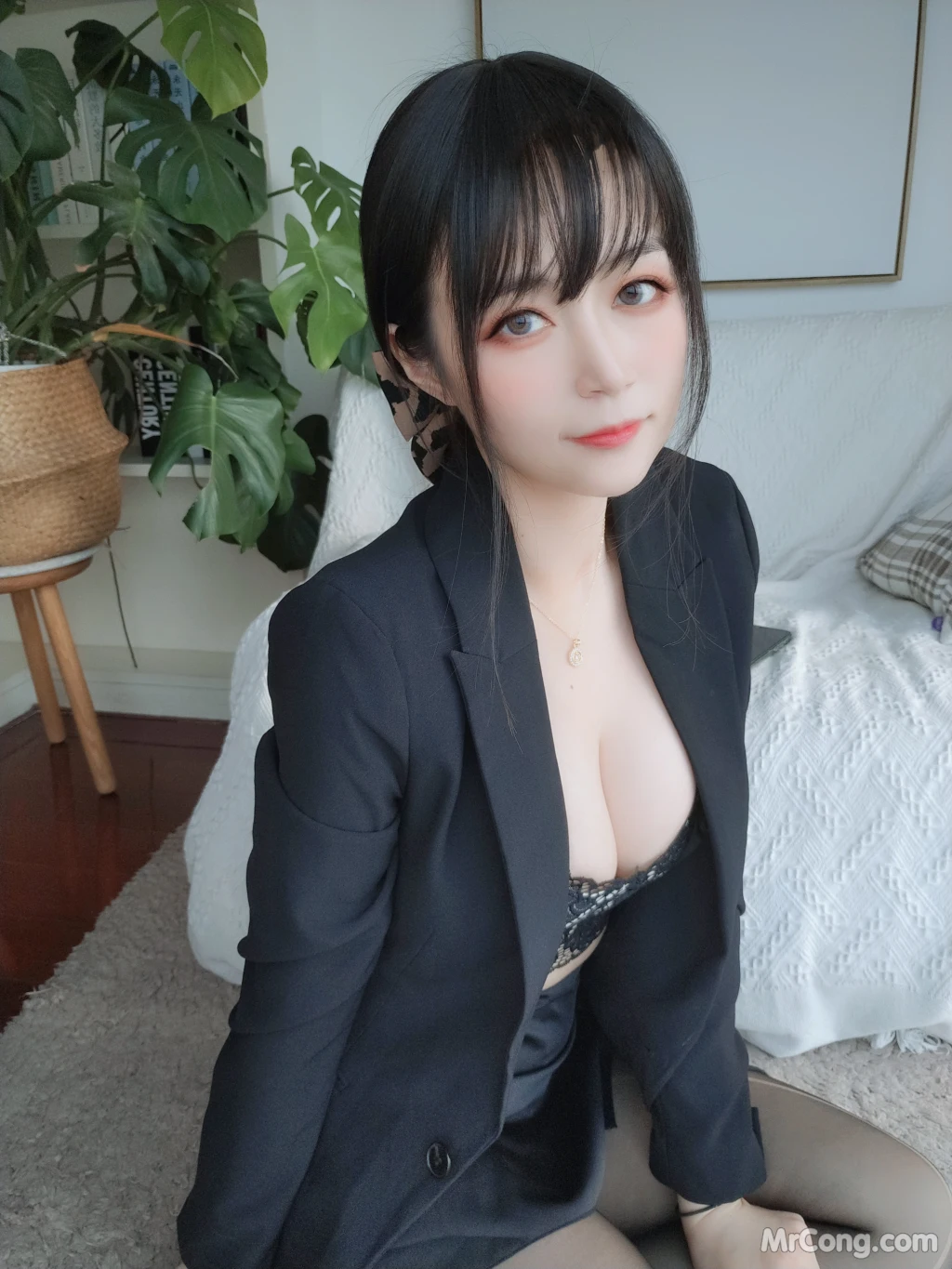 Coser@白银81 Vol.110: 酒后女秘书 自撮り Vol.49 (動画入り) (71 photos ) 6 Coser@白银81 Vol.110: 酒后女秘书 自撮り Vol.49 (動画入り) (71 photos ) 6
