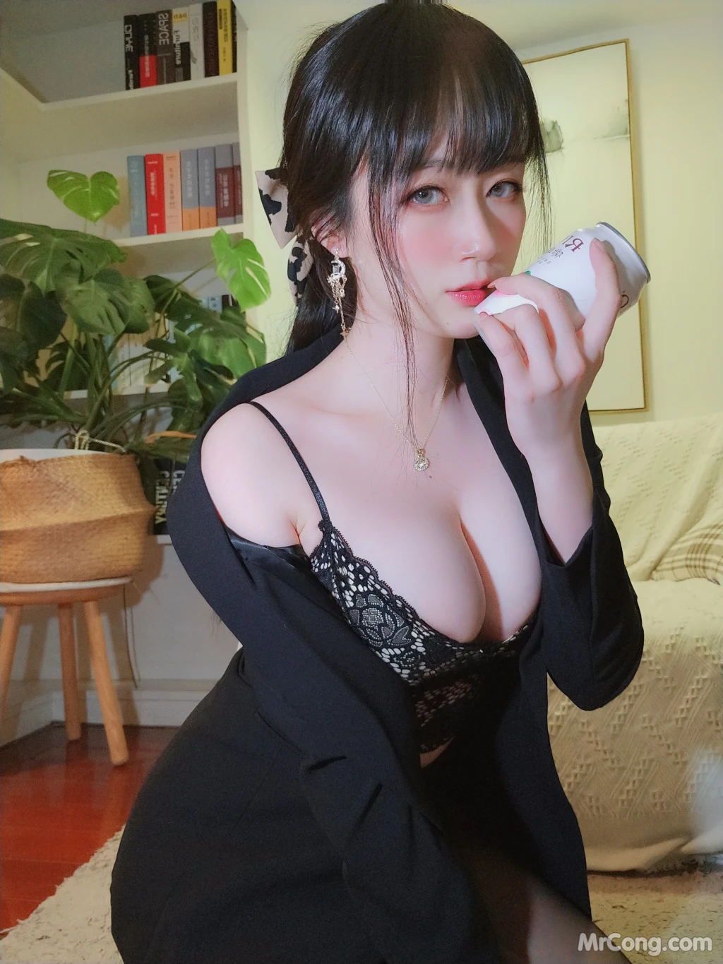 Coser@白银81 Vol.110: 酒后女秘书 自撮り Vol.49 (動画入り) (71 photos ) 12 Coser@白银81 Vol.110: 酒后女秘书 自撮り Vol.49 (動画入り) (71 photos ) 12