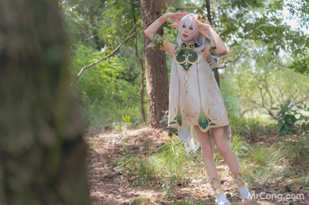 Coser@黏黏团子兔: 万年萝莉纳西妲&0.2s (65 photos )