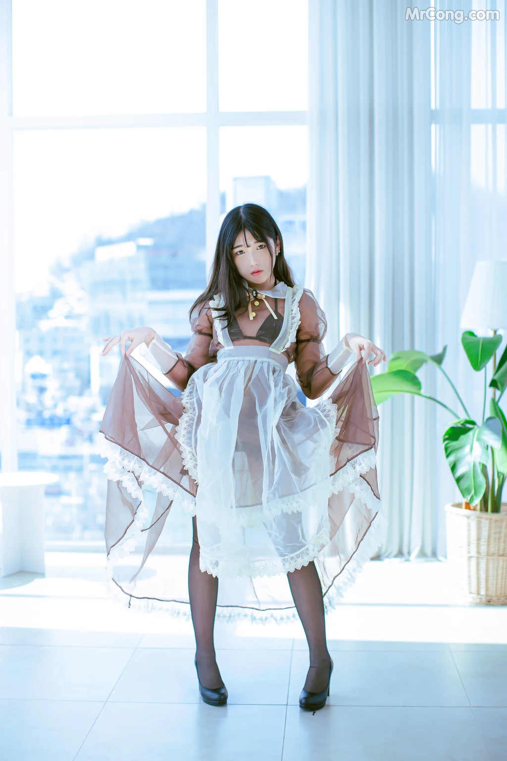 SonSon (손손): Maid's Gift (20 photos)