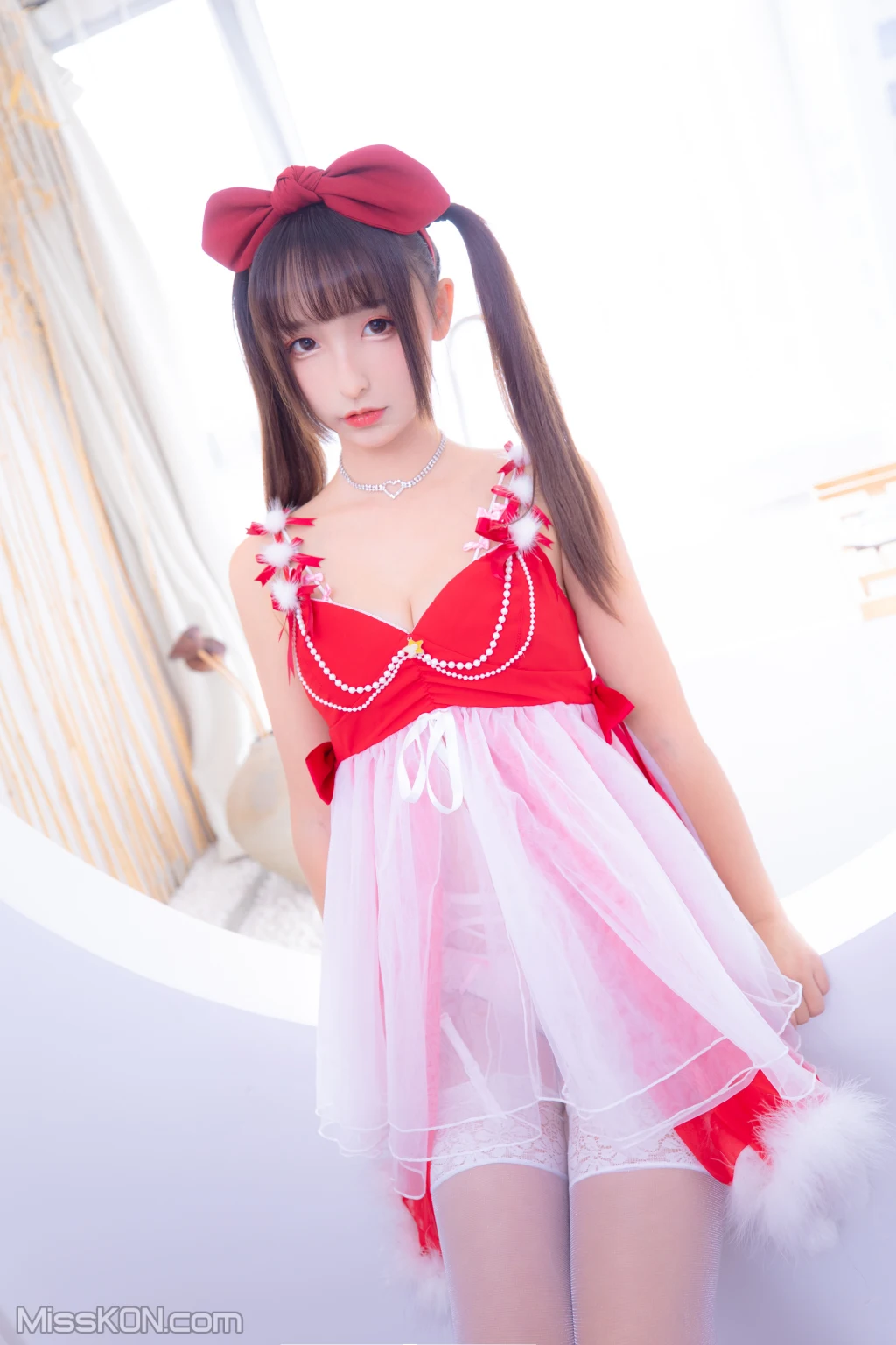 Coser@神楽坂真冬 Vol.056: 电子相册-天使的愿望《天使への願い》 (150 photos) 