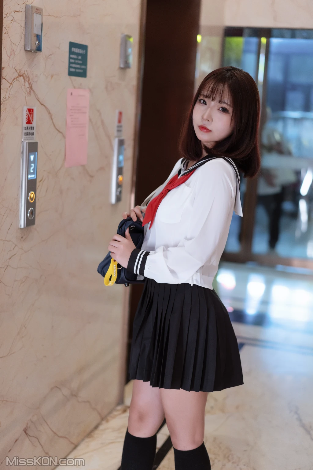 Coser@yuuhui玉汇: 约会我的女学生 (101 photos) 