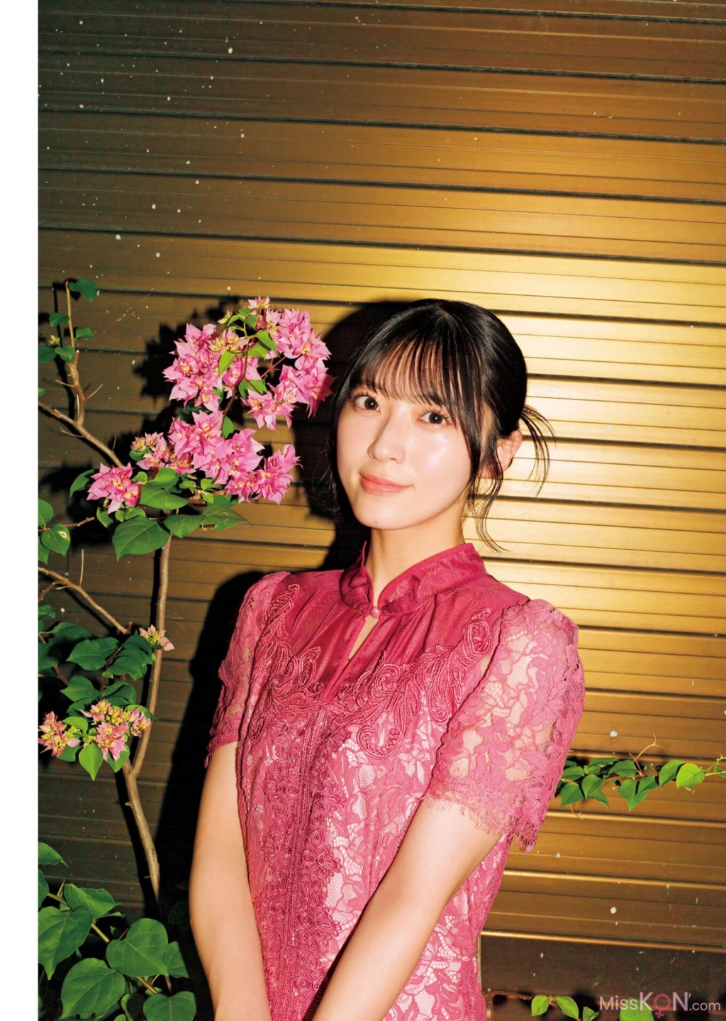 [JP] Airi Satō (佐藤綺星): 1st写真集『天使の反射角度』 (147 photos)