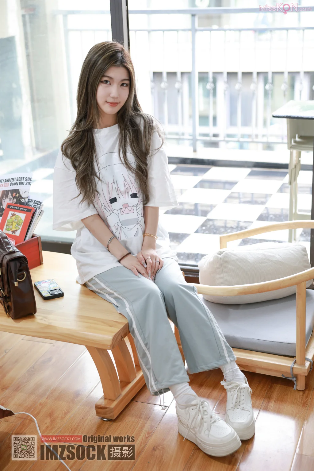 [MZSOCK爱美足] No.349: 姿涵 (107 photos + 1 video)