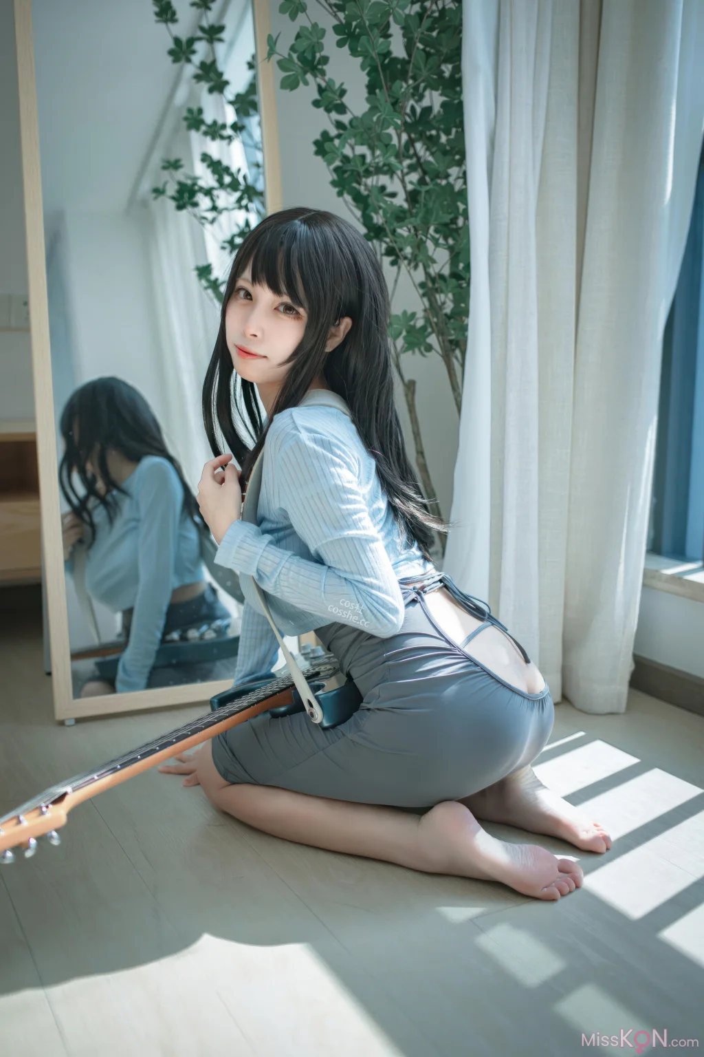 Coser@三無人型: 吉他妹妹 (24 photos) 7 Coser@三無人型: 吉他妹妹 (24 photos) 7