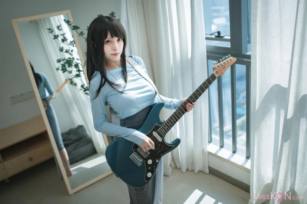 Coser@三無人型: 吉他妹妹 (24 photos) 6 Coser@三無人型: 吉他妹妹 (24 photos) 6