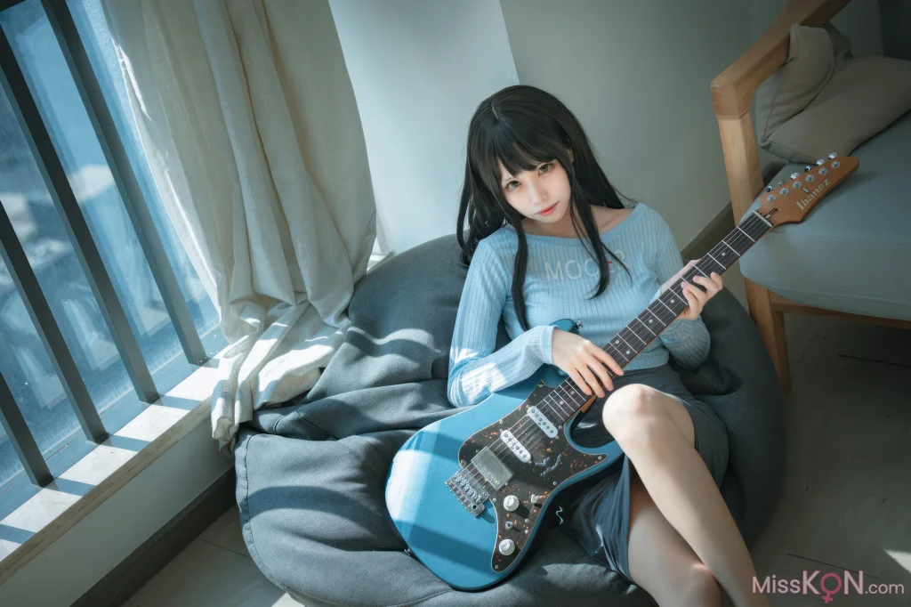 Coser@三無人型: 吉他妹妹 (24 photos) 14 Coser@三無人型: 吉他妹妹 (24 photos) 14
