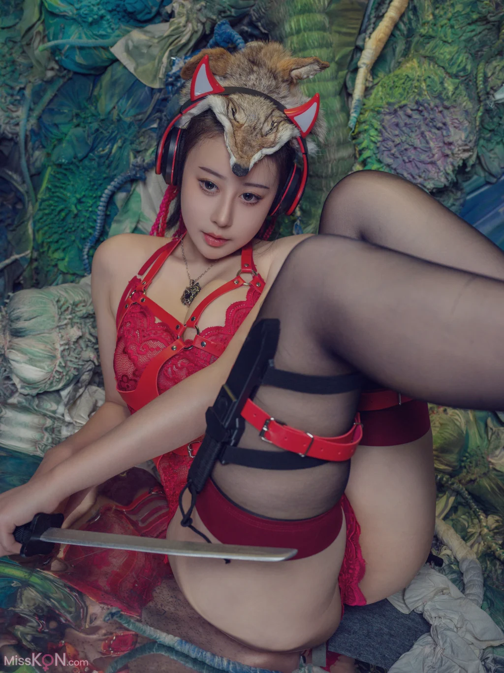 Coser@奈汐酱nice: 猎狼女 (47 photos + 1 video)