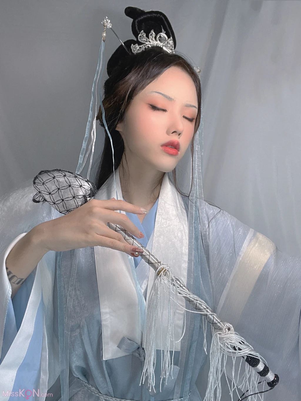 Coser@钛合金TiTi: 道姑 (24 photos)