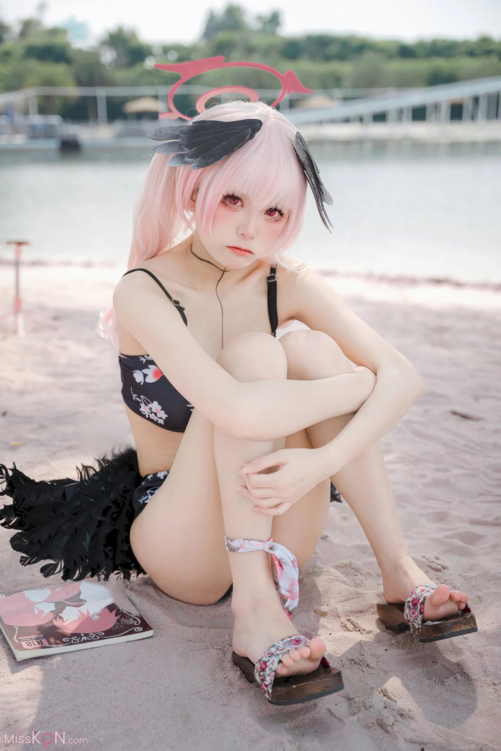 Coser@九柒喵: 碧蓝航线 小春泳装 (27 photos)