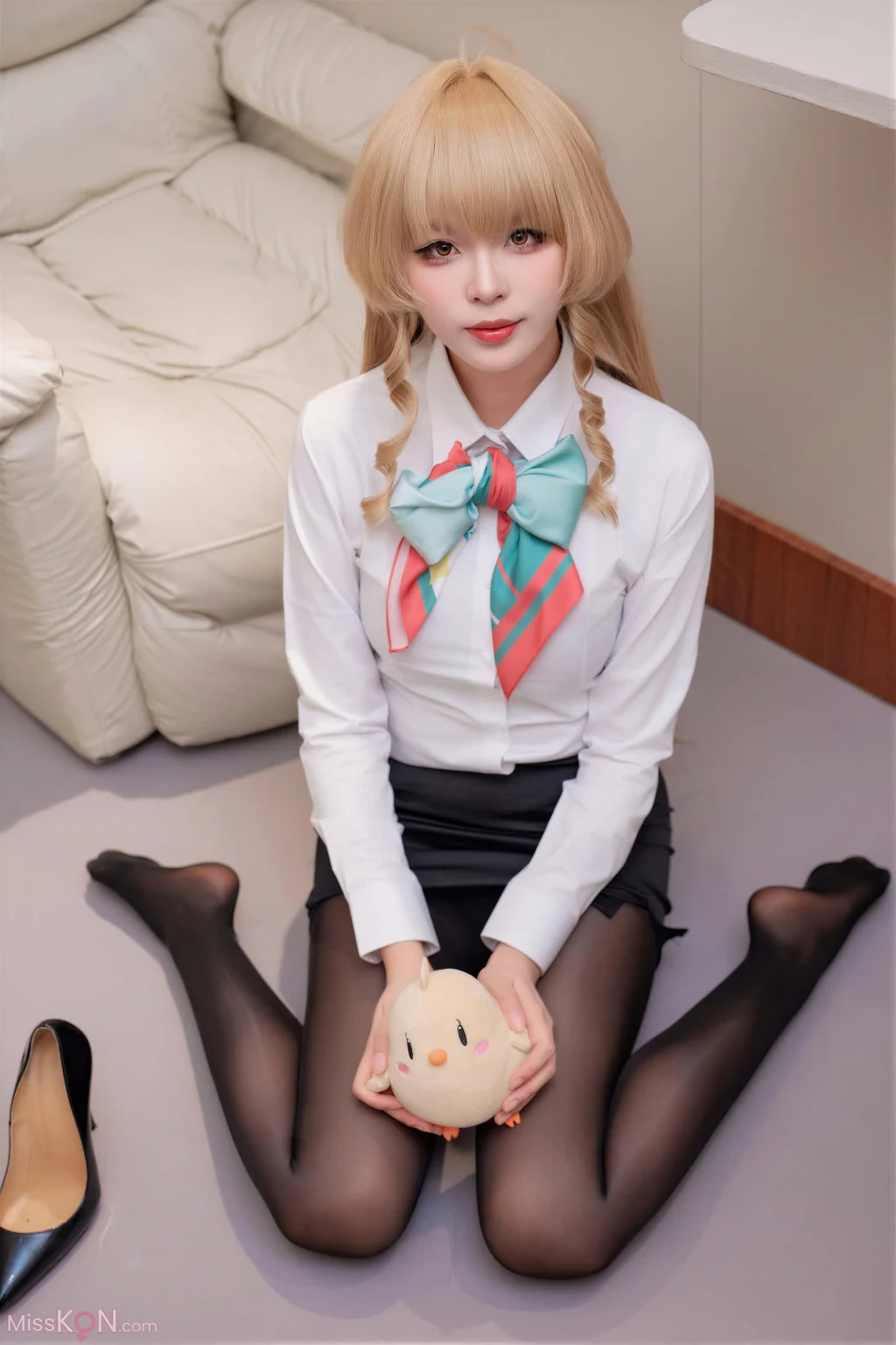 Coser@轩萧学姐: 碧蓝航线 安德烈亚·安心舒适之旅 (50 photos + 1 video)