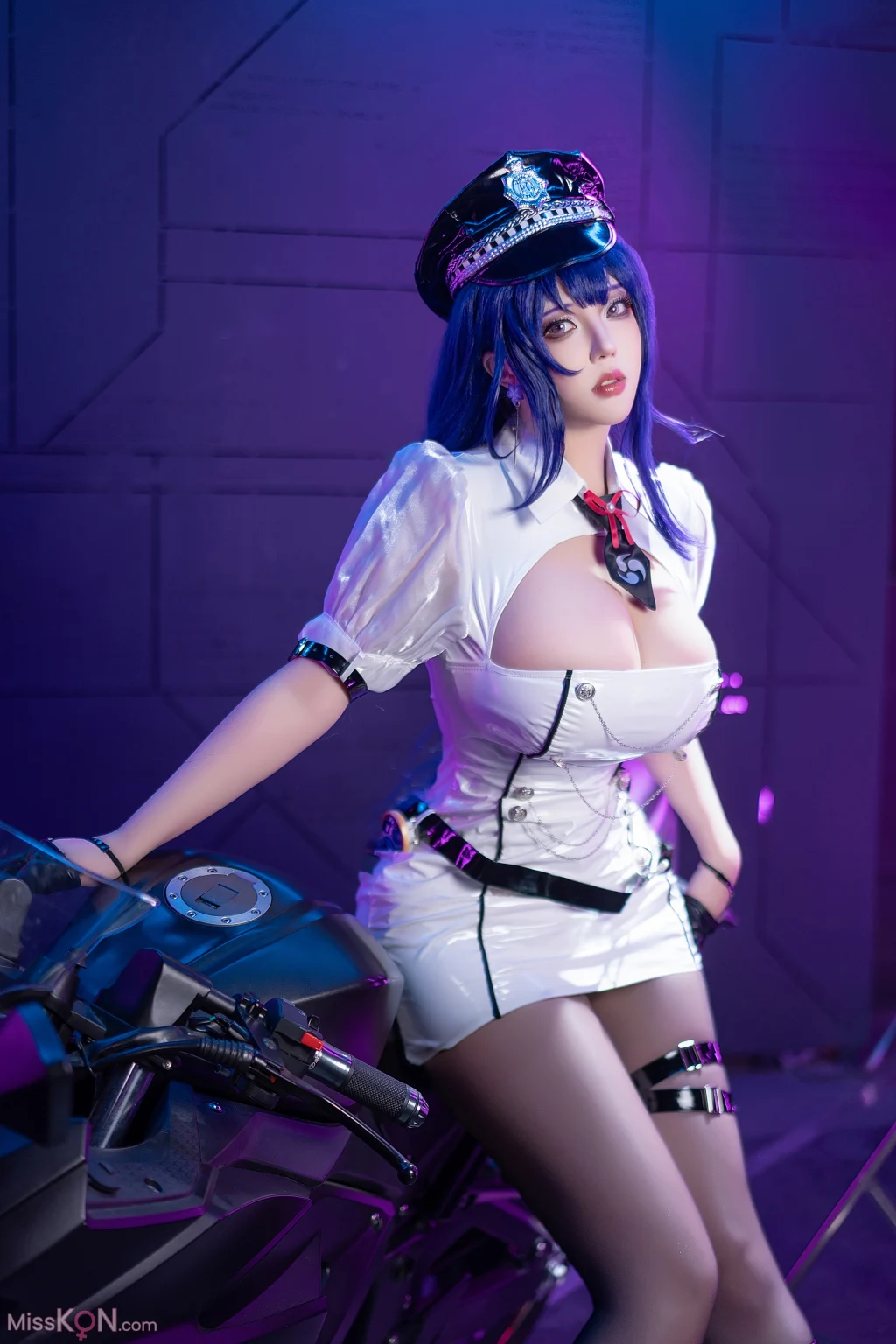 Coser@菌烨tako: 原神 雷电将军赛车 (12 photos)