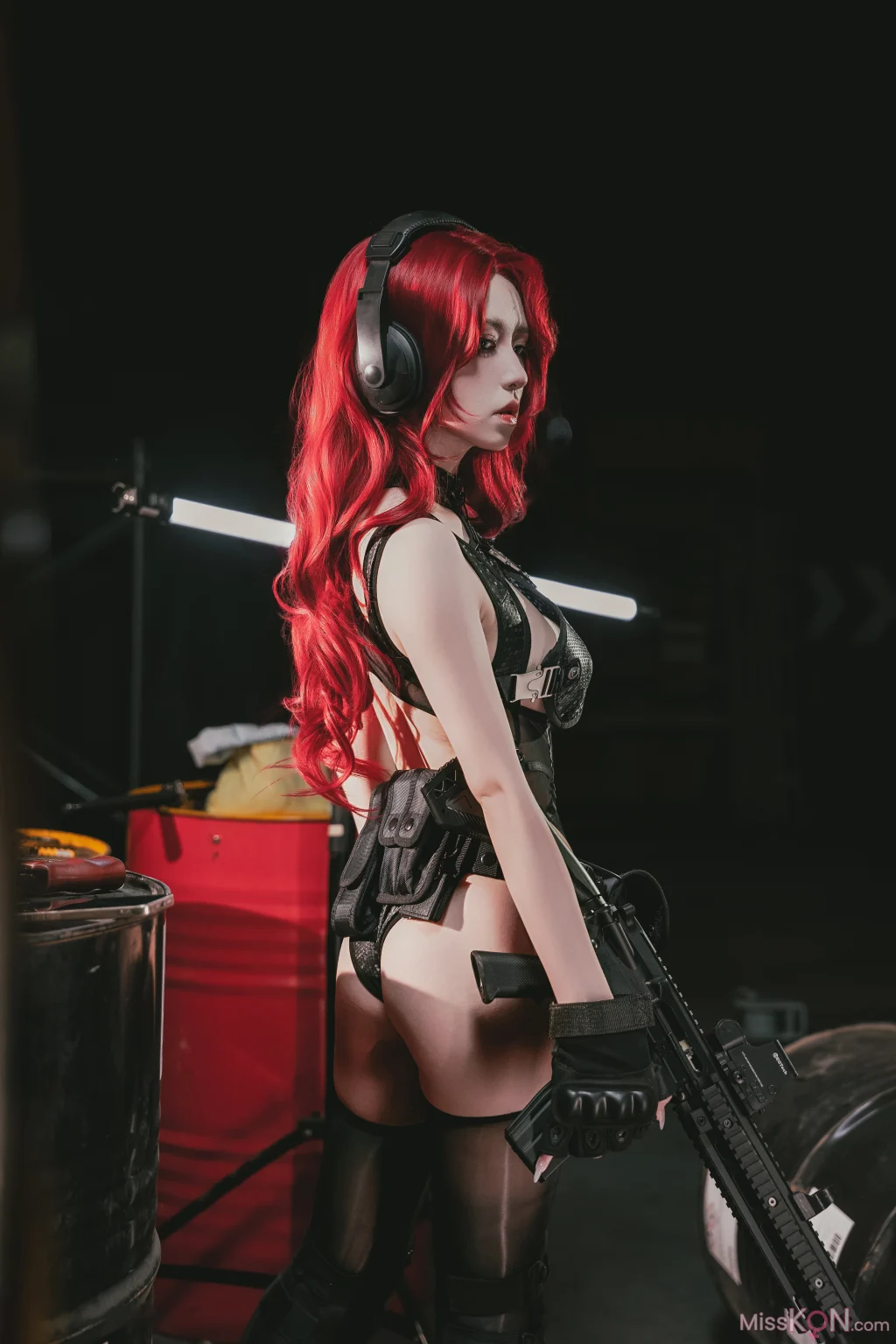 Coser@双木扶苏: 明日方舟 史尔特尔·得体社战术风 (60 photos)