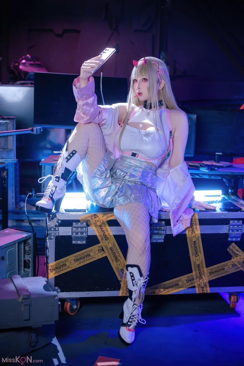 Coser@屿鱼: 胜利女神：妮姬 毒蛇 (86 photos)