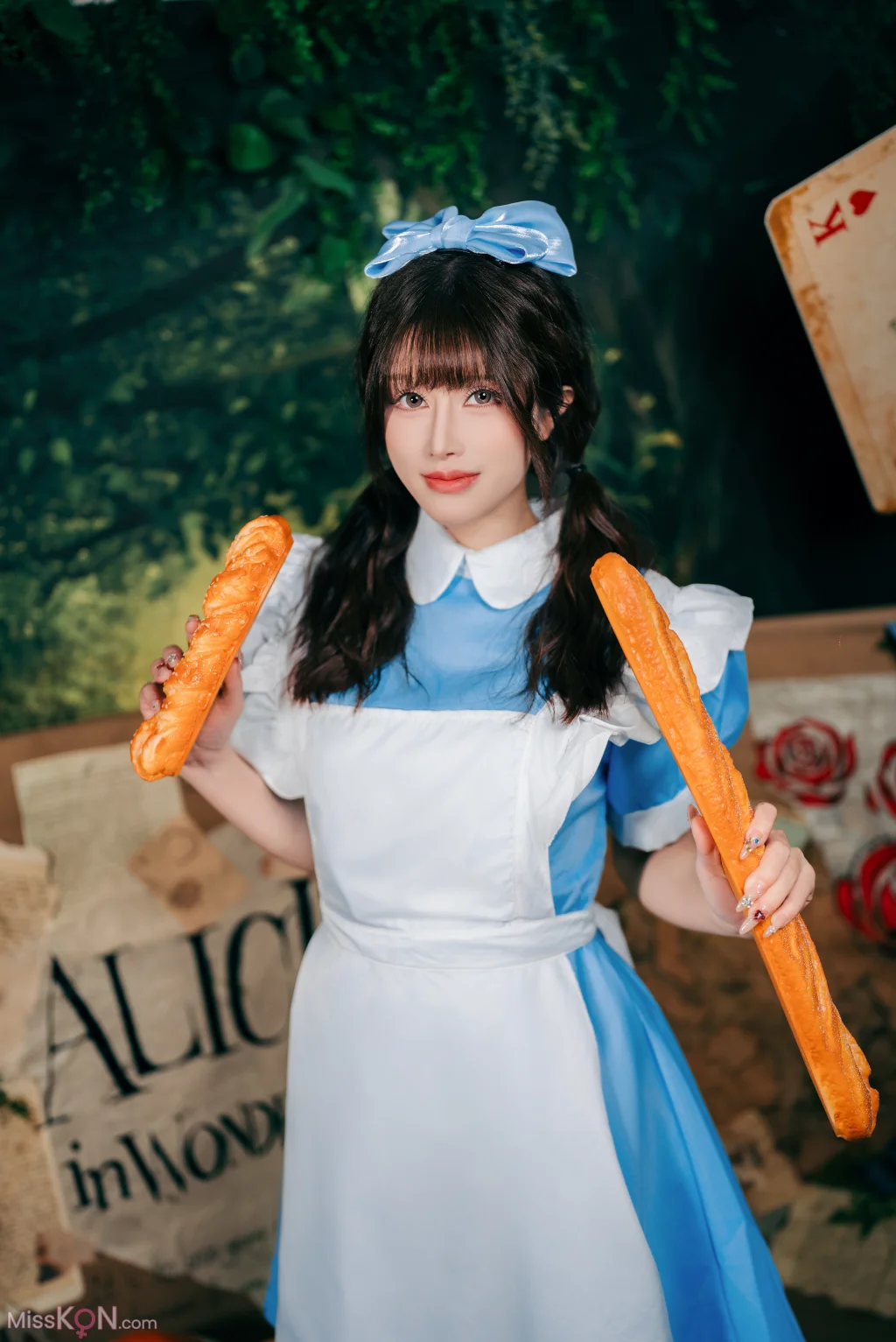 Coser@鹿八岁: 爱丽丝梦游仙境 (24 photos)