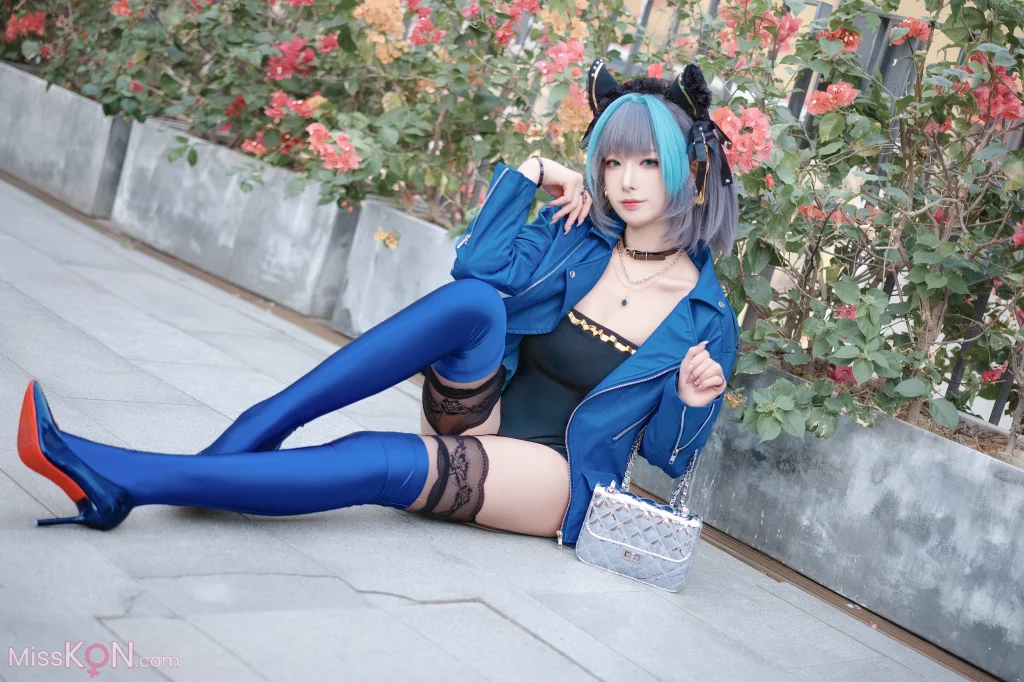Coser@封疆疆v: 碧蓝航线 柴郡 常服 (27 photos)