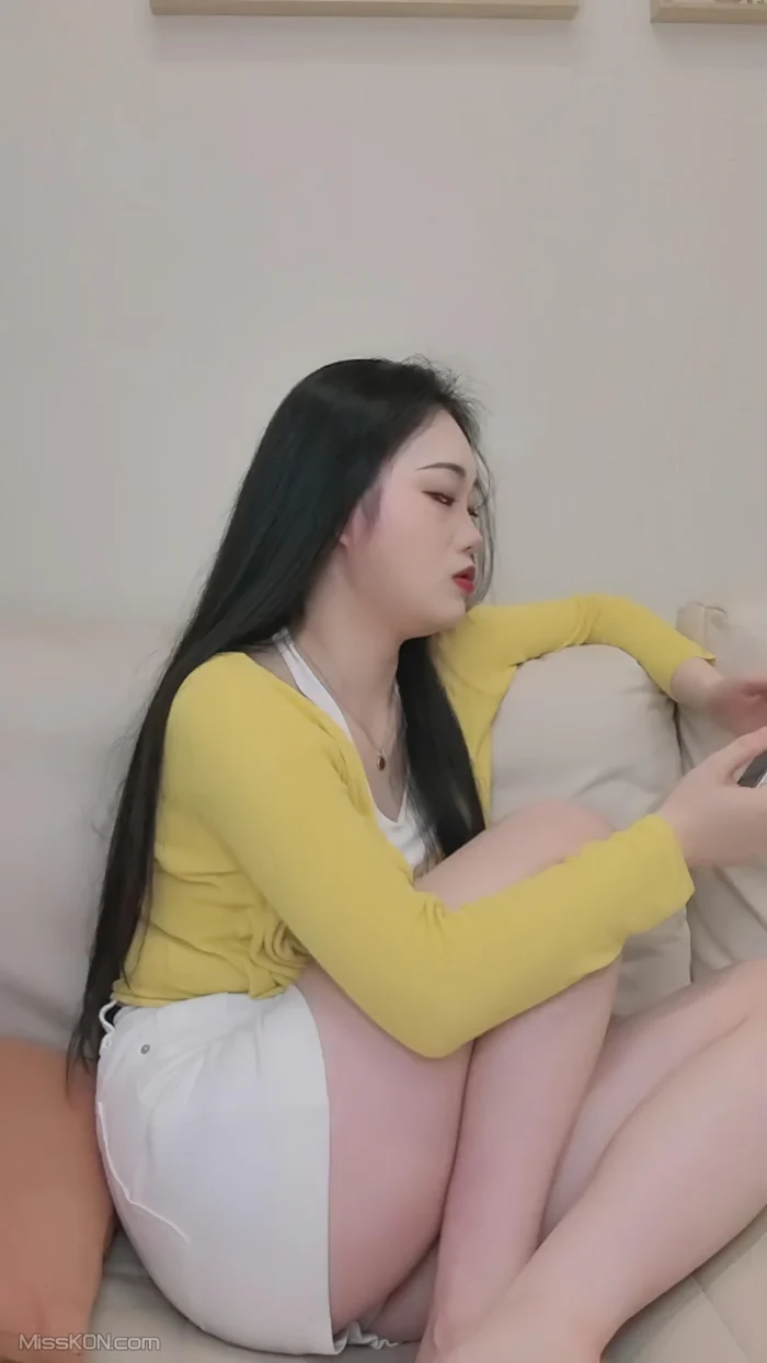 元气少女: 气质大美女 多场大秀合集 (37 photos + 6 videos)