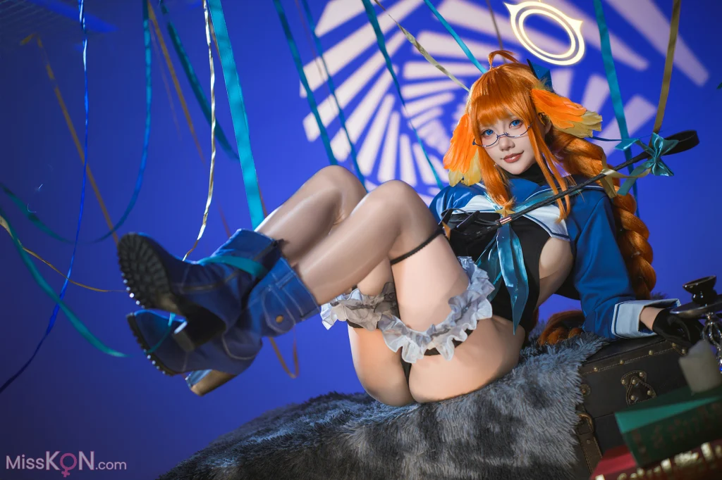 Coser@是一只熊仔吗: 蔚蓝档案 圆堂志美子·邪恶女干部 (40 photos)