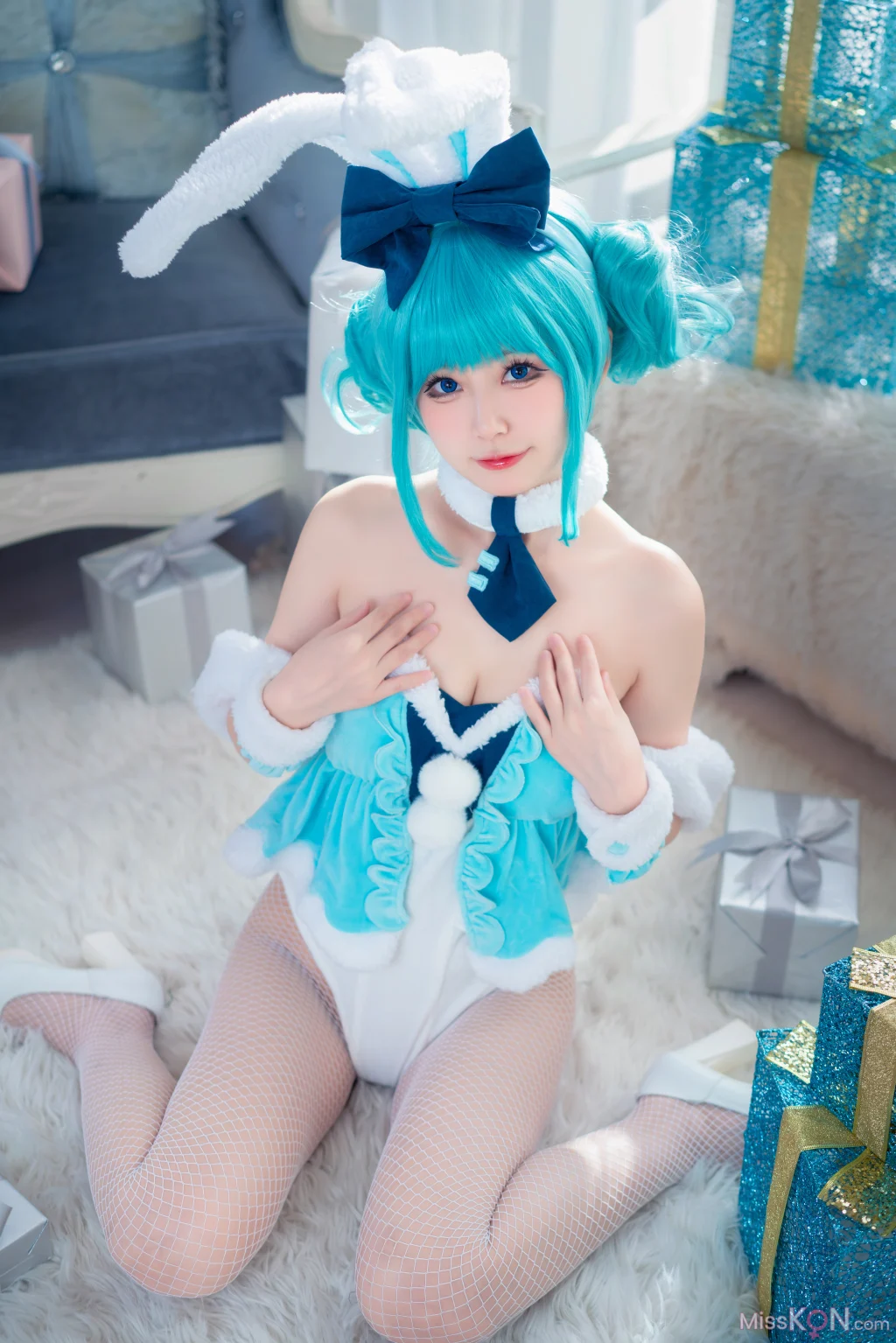 Coser@猫大人: 初音白兔×猫大人 (24 photos)