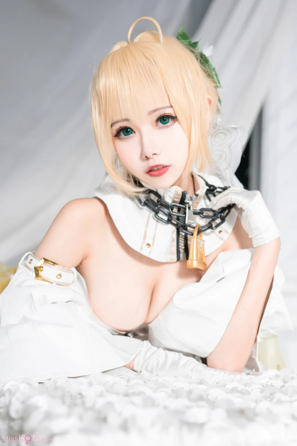 Coser@Momoko葵葵: FGO 尼禄 (13 photos)