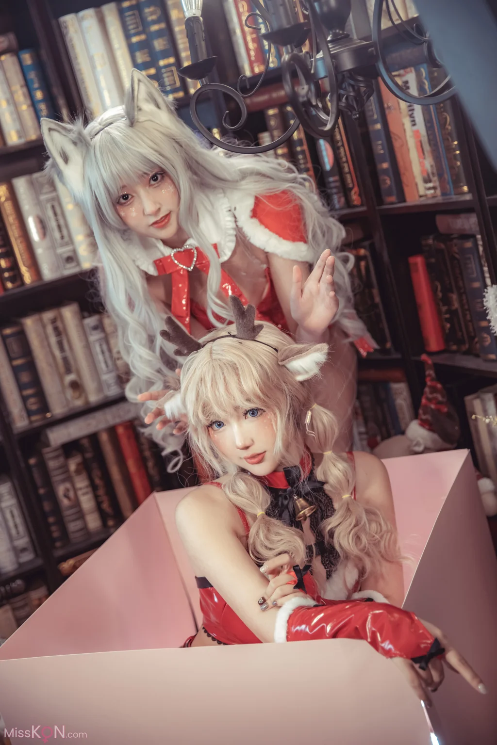 Coser@刺青Poi & 冬马路纱: 驯鹿与狼 (40 photos) 2 Coser@刺青Poi & 冬马路纱: 驯鹿与狼 (40 photos) 2