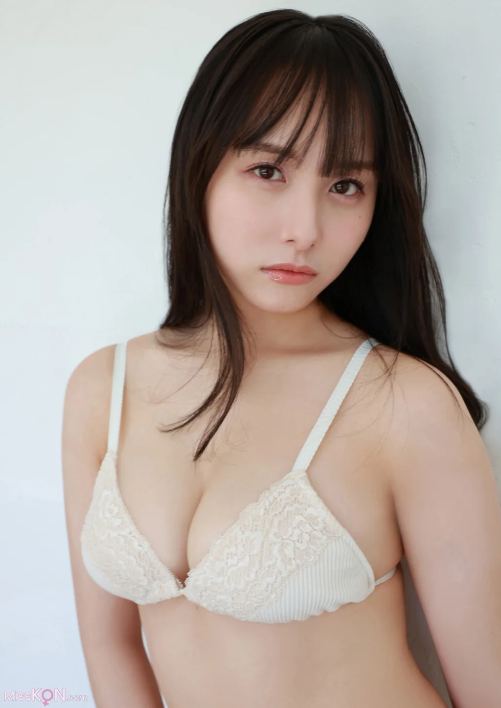 [JP] Mayu Niiya (新谷真由):『やわらかな想い出』BOMBデジタル写真集 (95 photos)