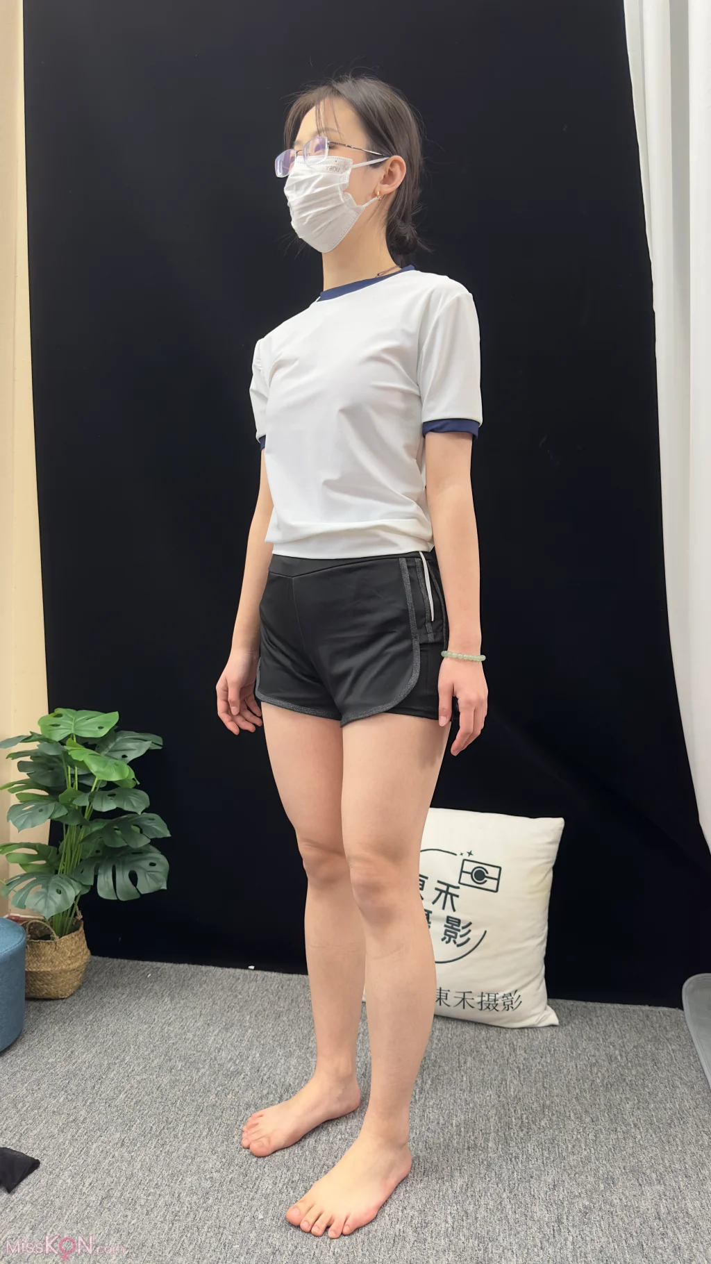 [三禾摄影] No.010: 日式体操服 裸足 (136 photos + 1 video)