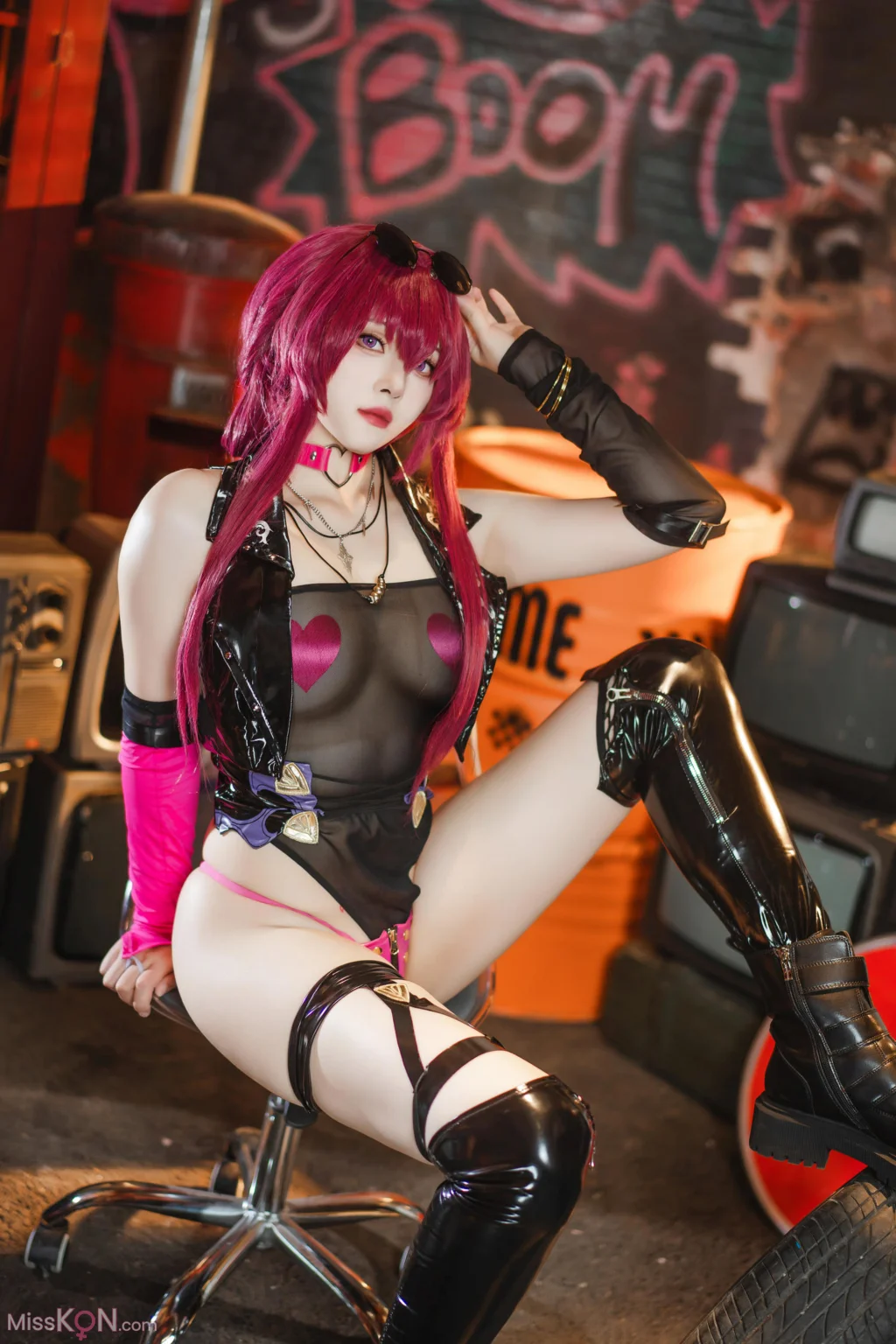 Coser@Natsuko夏夏子: 崩坏·星穹铁道 卡芙卡 朋克同人 (60 photos)