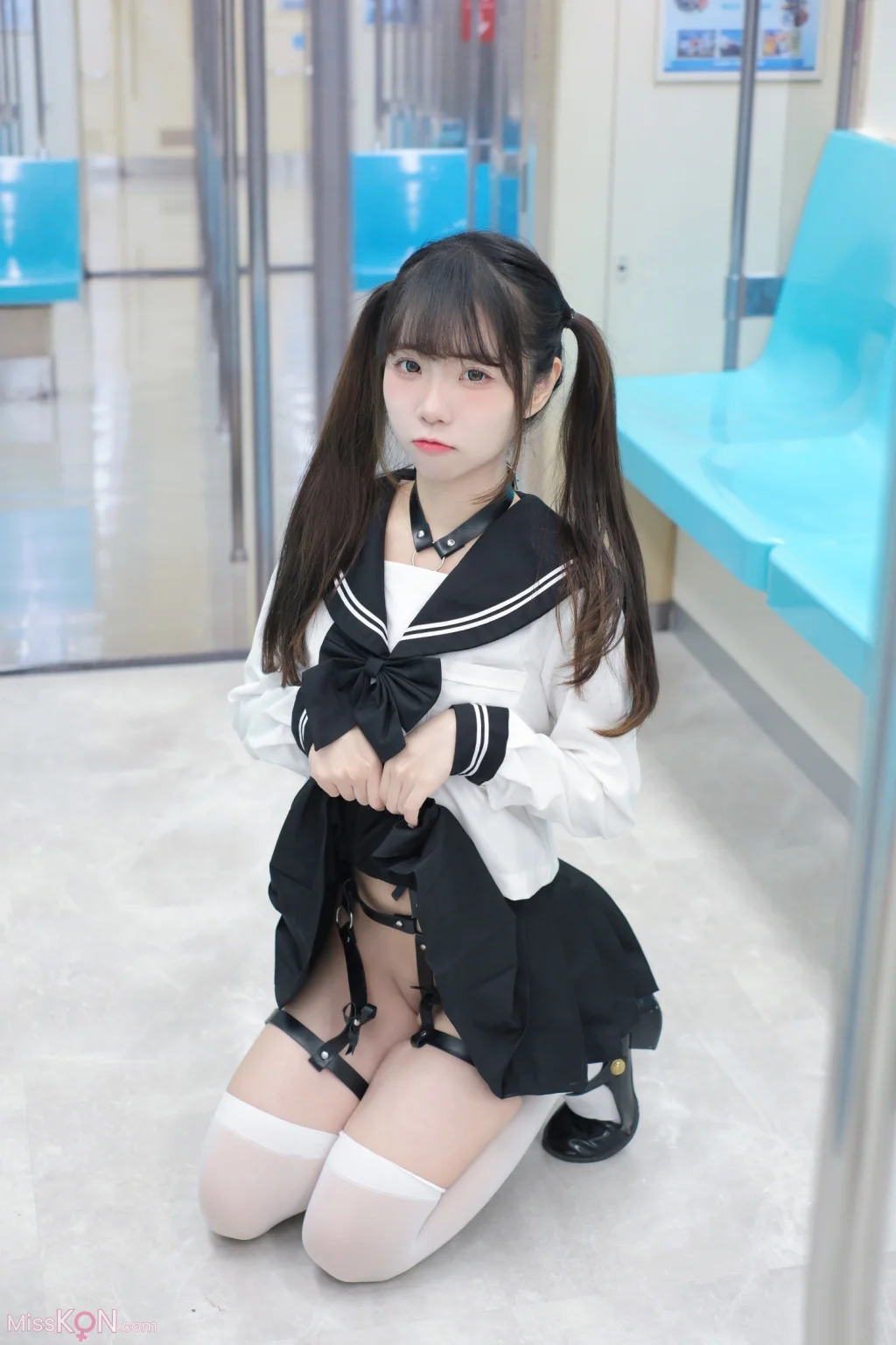 Coser@可可小白兔: 電車上の女高中生 (70 photos) 10 Coser@可可小白兔: 電車上の女高中生 (70 photos) 10