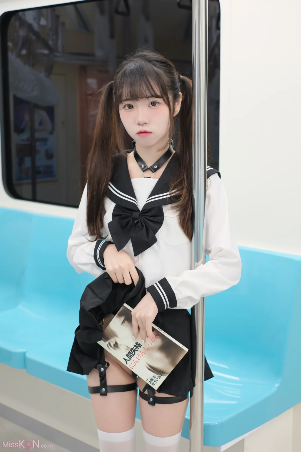 Coser@可可小白兔: 電車上の女高中生 (70 photos) 6 Coser@可可小白兔: 電車上の女高中生 (70 photos) 6
