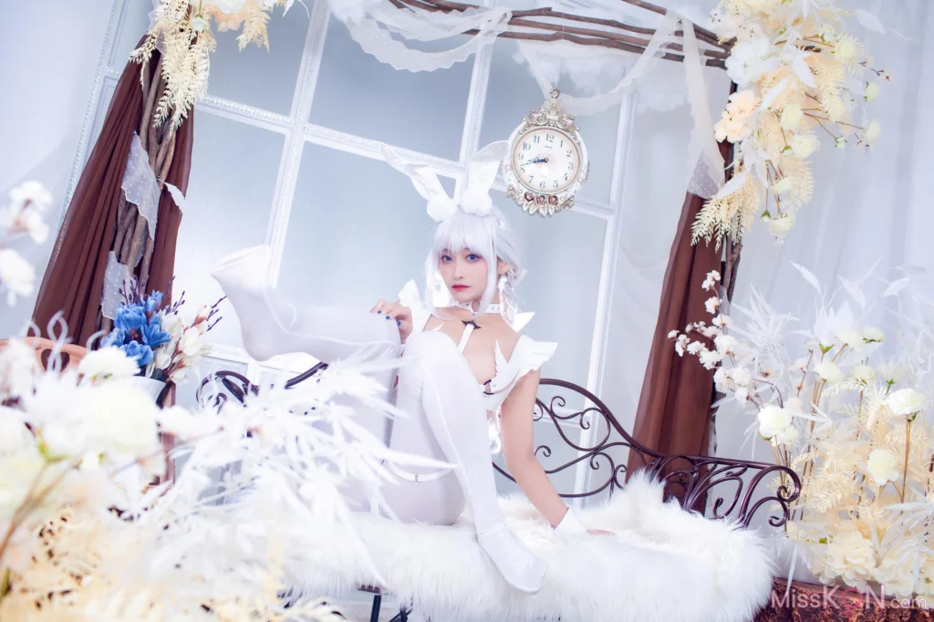 Coser@洛璃LoLiSAMA: 碧蓝航线 恶毒 白兔 (51 photos)