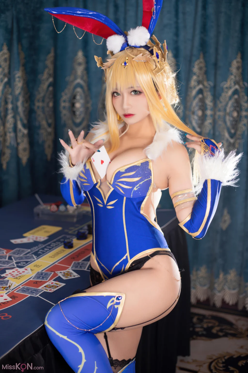 Coser@洛璃LoLiSAMA: FGO 白枪呆兔女郎 (57 photos)