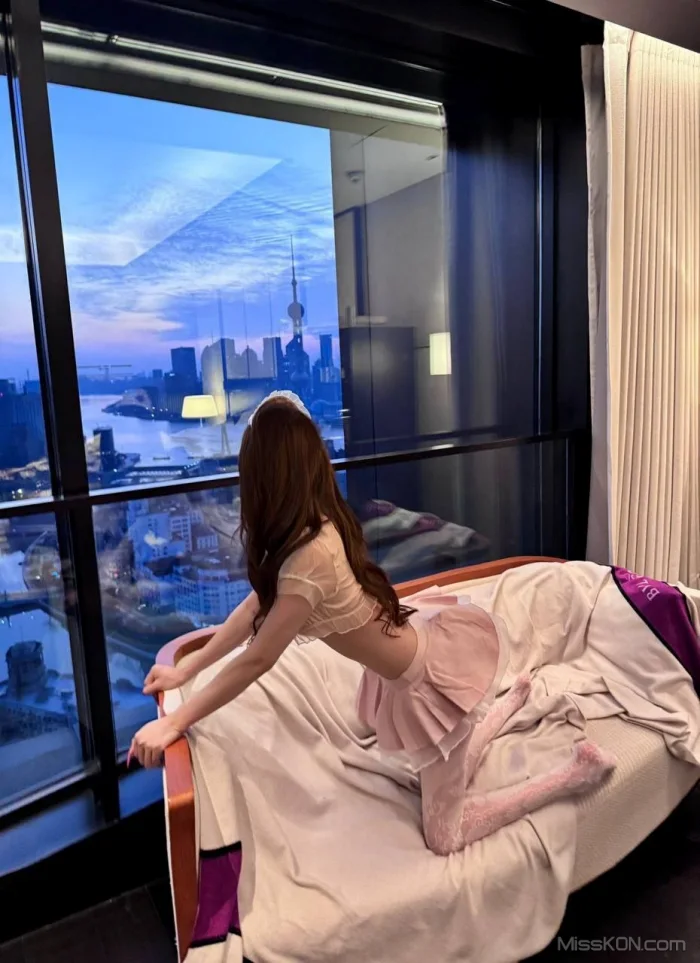 李恩秀: 抖音外卖女博主 (50 photos + 22 videos) 3 李恩秀: 抖音外卖女博主 (50 photos + 22 videos) 3