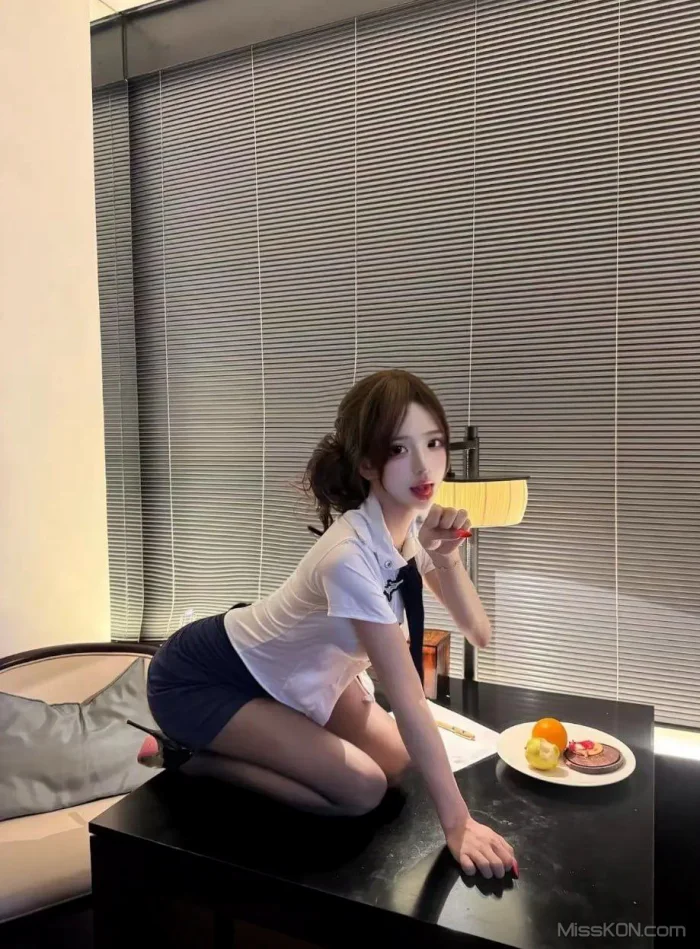 李恩秀: 抖音外卖女博主 (50 photos + 22 videos) 7 李恩秀: 抖音外卖女博主 (50 photos + 22 videos) 7
